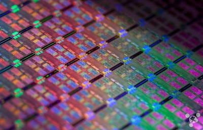 英特爾面臨新挑戰(zhàn) ARM與臺積電攜手進軍7納米芯片領(lǐng)域